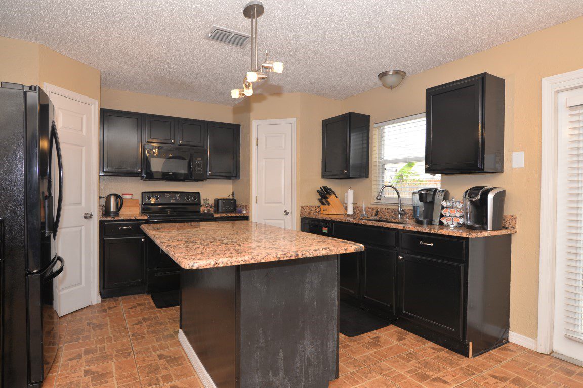 Kitchen 3