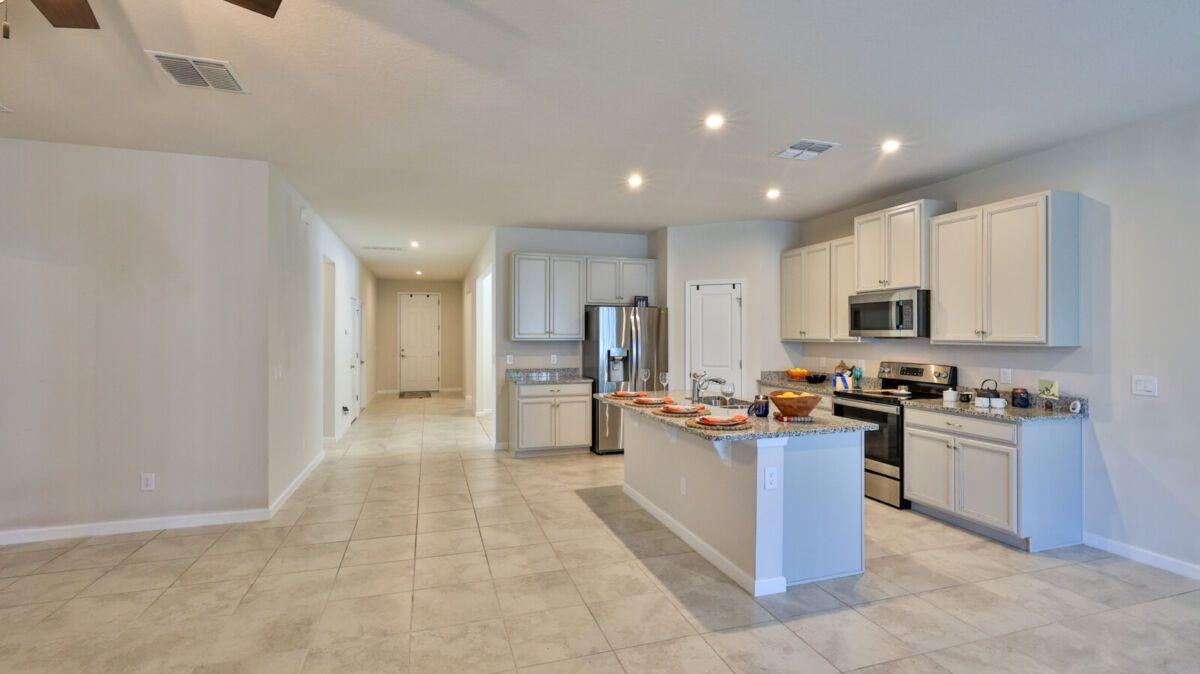 3861 Hanworth Loop-23