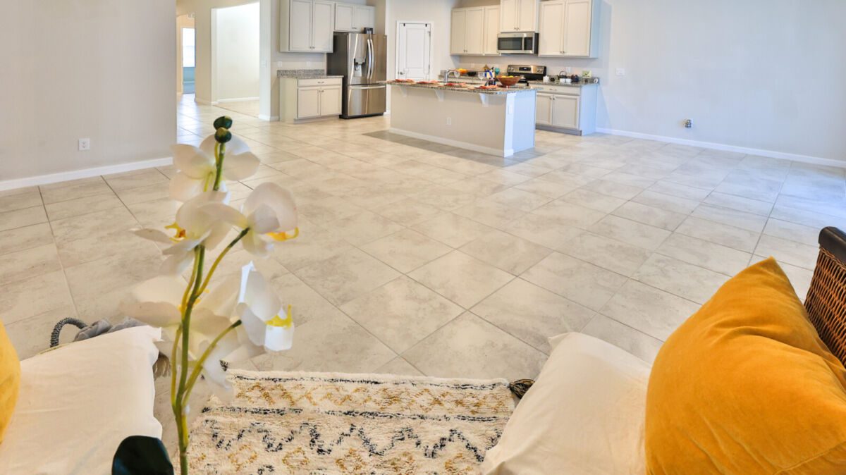 3861 Hanworth Loop-25