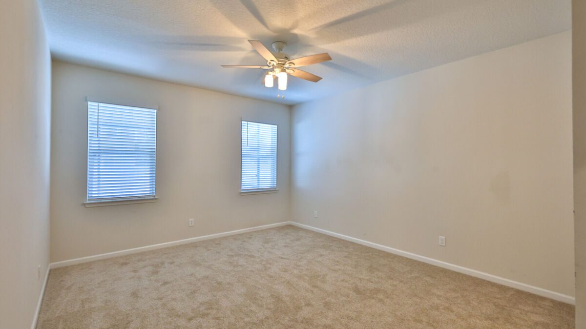 3861 Hanworth Loop-26