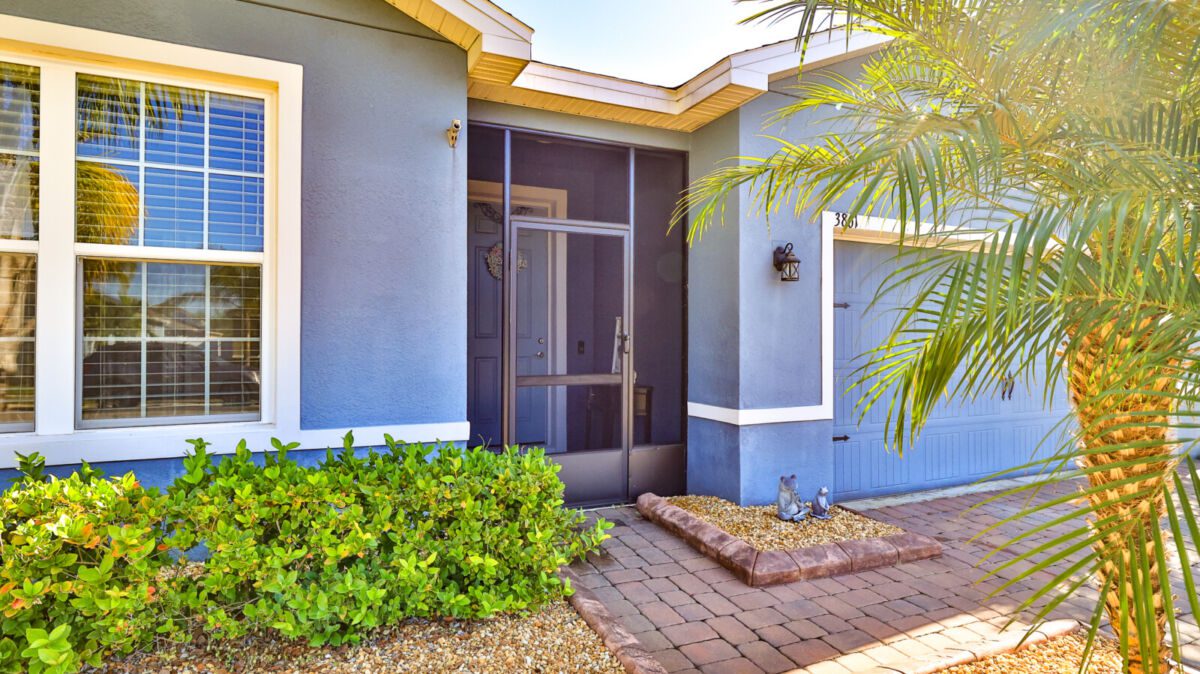 3861 Hanworth Loop-3