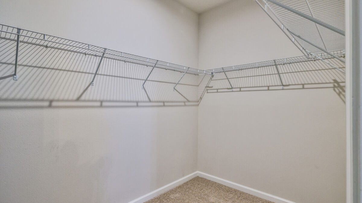 3861 Hanworth Loop-30