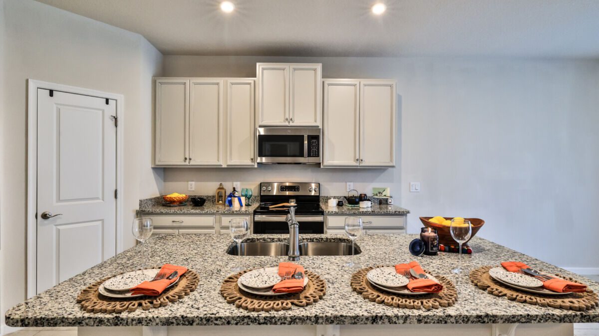 3861 Hanworth Loop-31