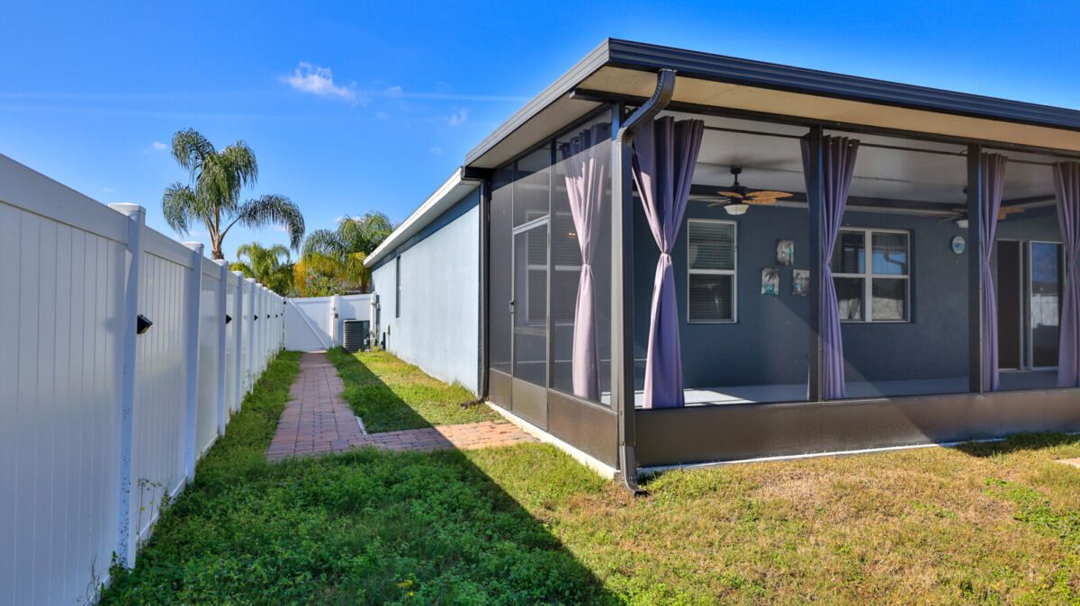3861 Hanworth Loop-34
