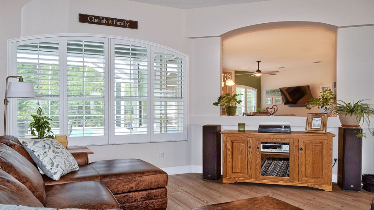 DSC_2913-Interior-1240 Hampstead-Drones_And_Homes_Photography-Interior-1240 Hampstead-Drones_And_Homes_Photography-HDR_InPixio