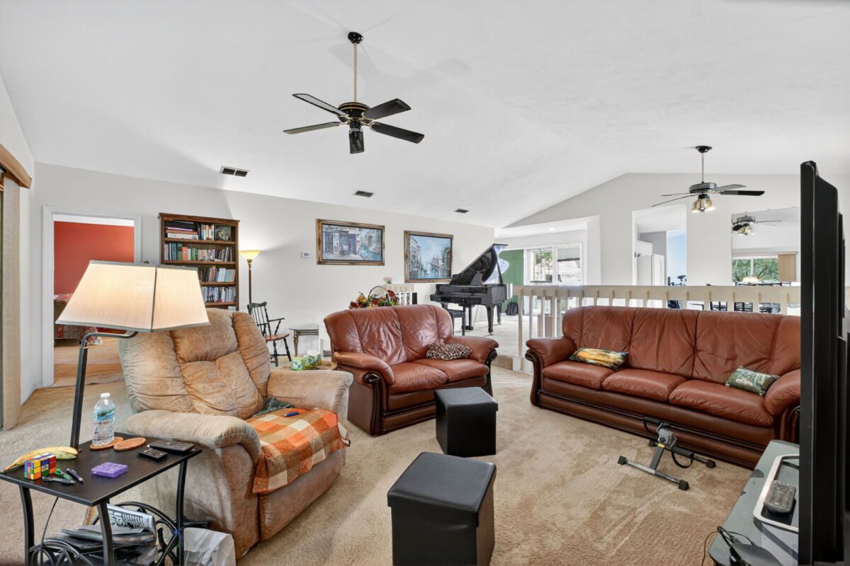 13-web-or-mls-024_VCI08649