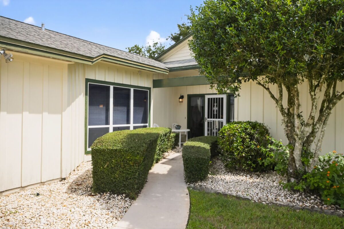 21-web-or-mls-032_VCI08669