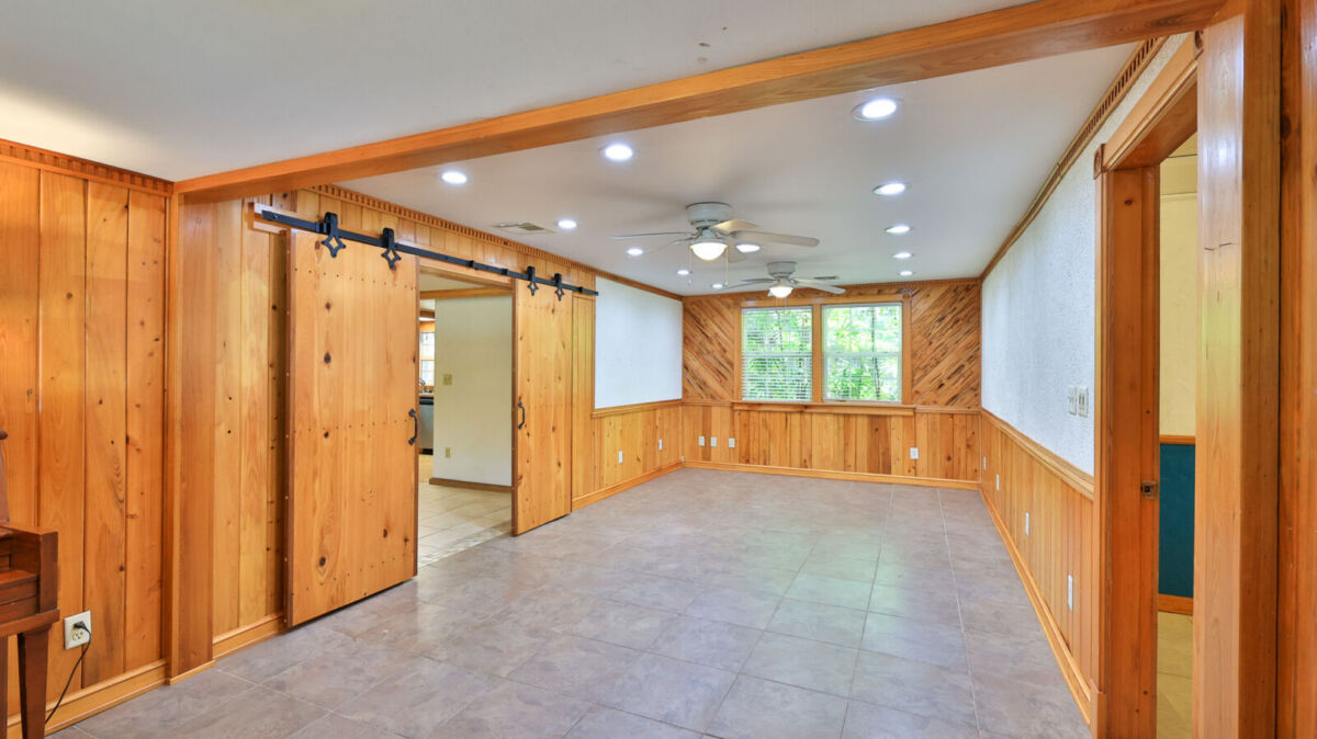 801 East 20th St-15