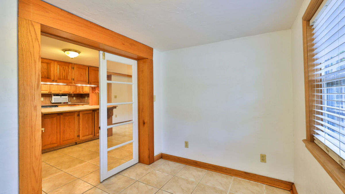 801 East 20th St-32