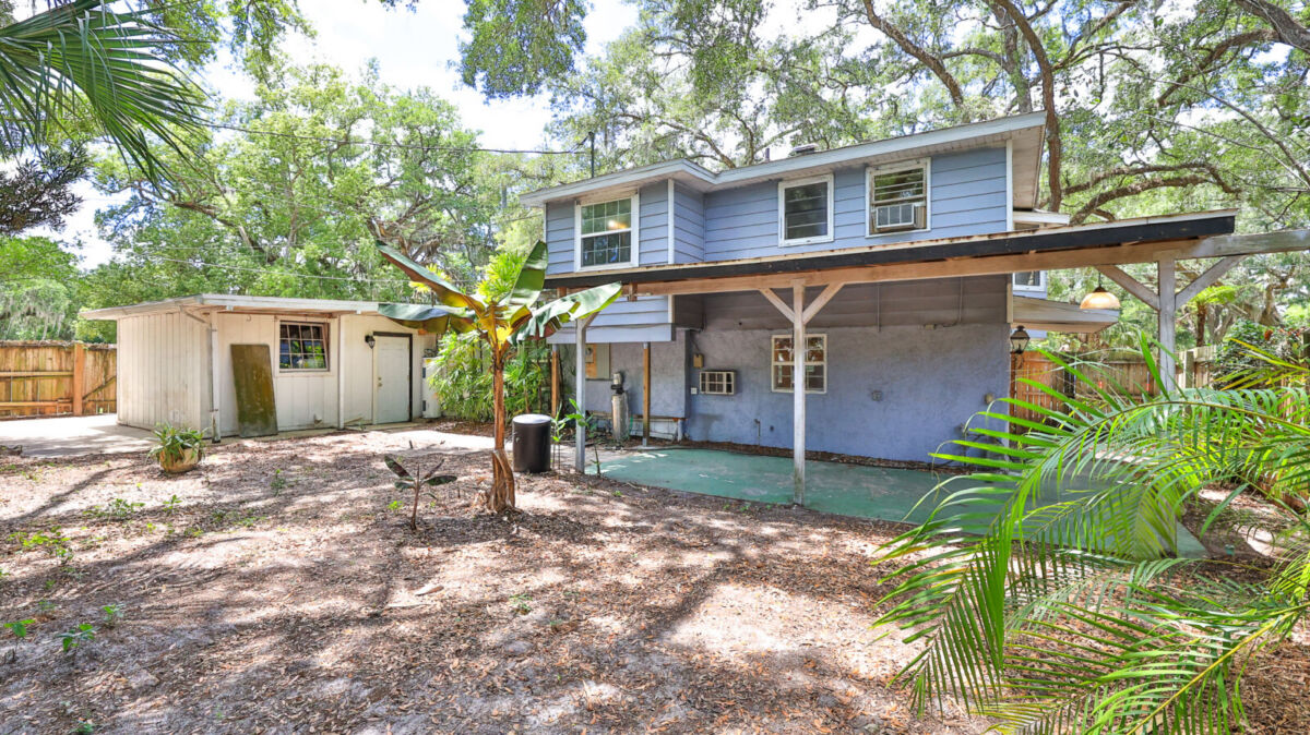 801 East 20th St-34