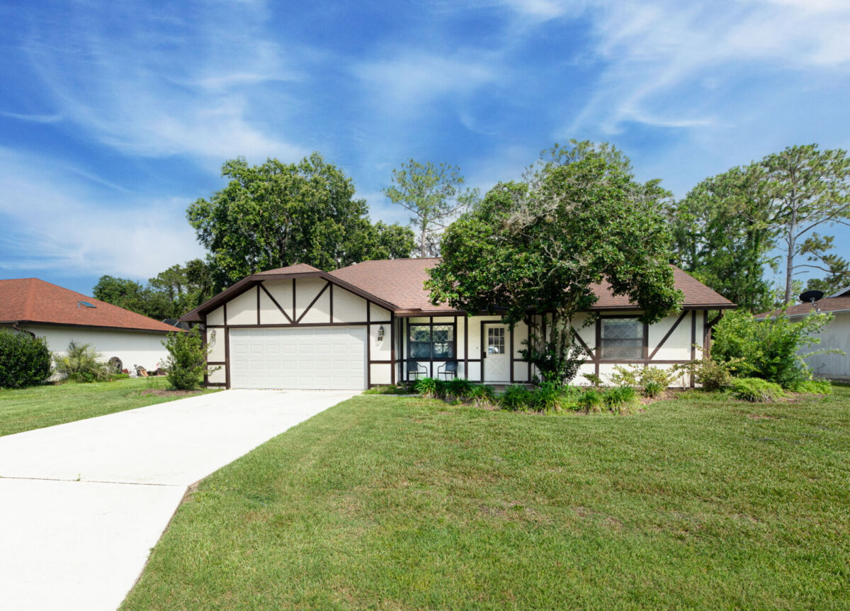 21 Wedgewood Ln